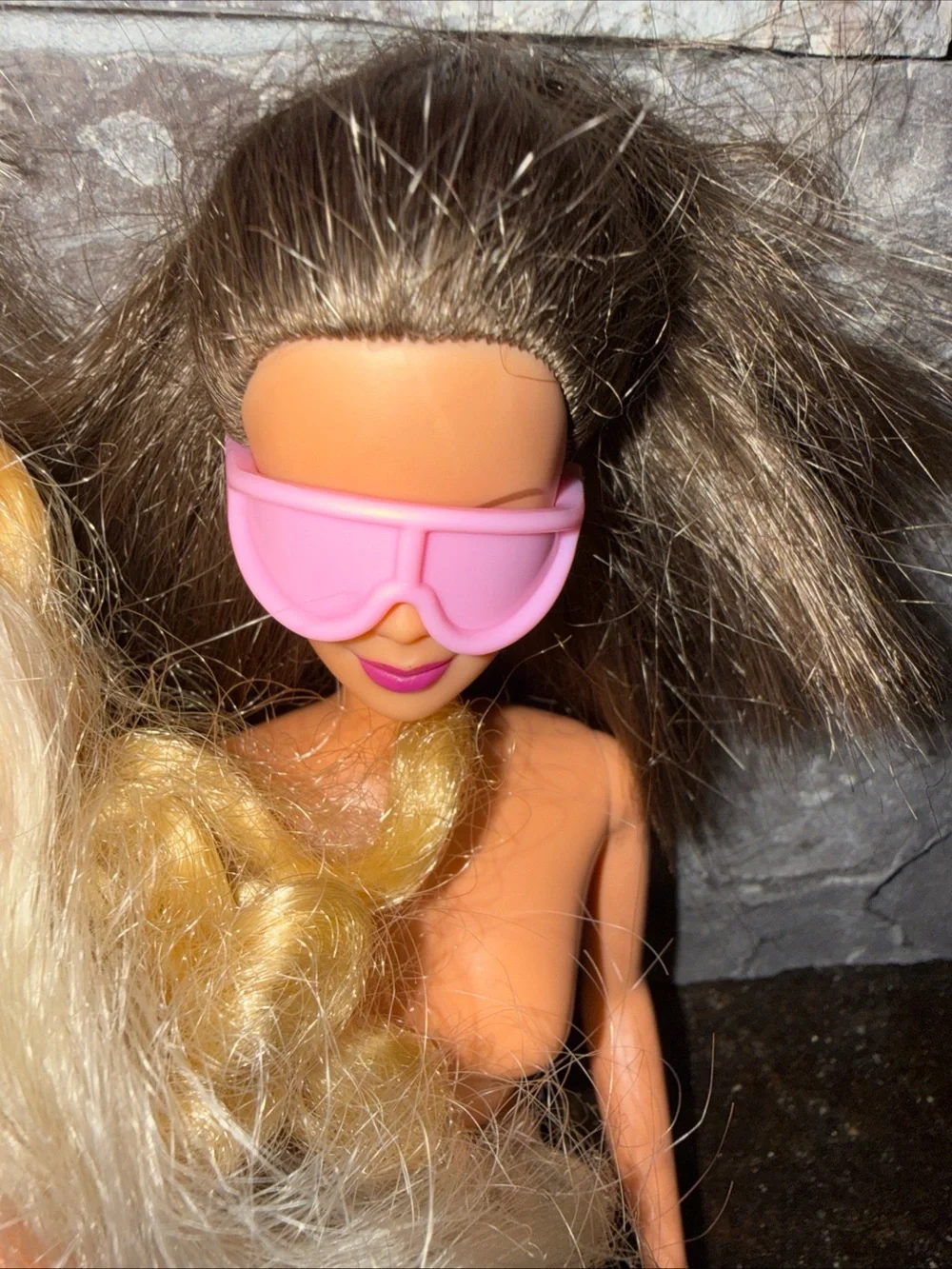 4 pairs of Barbie sunglasses vintage